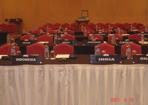 RH ProRent : Rental (Sewa) Projector 5200 ansi lumens